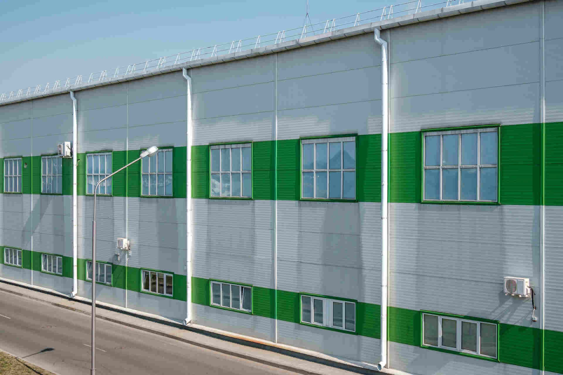 Industrial building in Texas that uses a spot cooler from Climate Control Solutions